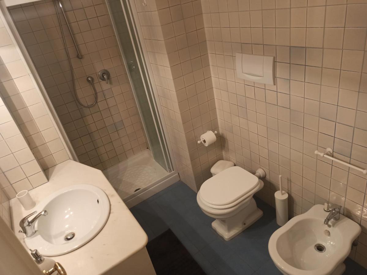 Piccinni House バーリ エクステリア 写真